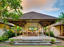 Villa Belong Dua, Wohnzimmer im Freien